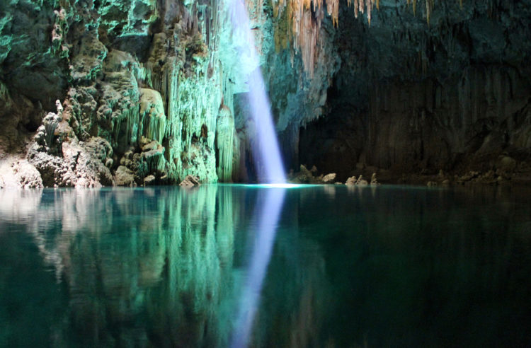 passeio em bonito gruta do lago azul